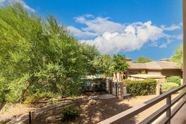 Building Photo - 20100 N 78th Pl