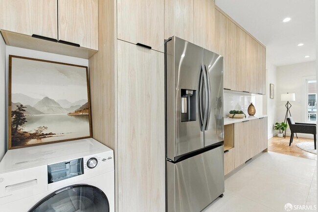 Building Photo - 1206 Funston Ave