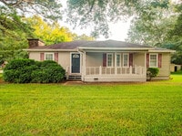 Building Photo - 4905 Robbins Dr