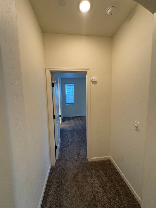 Building Photo - Home located in Ashton Park Move in Ready!...