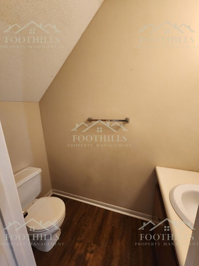 Building Photo - 4315 Lexington Way