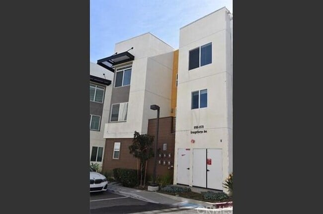 Building Photo - 8166 Orangethorpe Ave