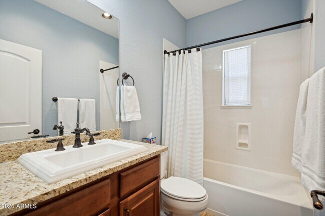 Building Photo - 3935 E Rough Rider Rd