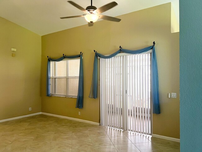Building Photo - 6120 Spring Lake Terrace