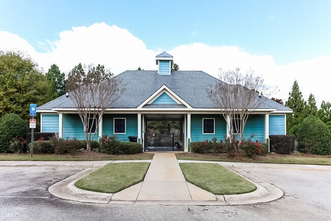 Building Photo - Beautiful 5-Bedroom Home in McDonough, GA