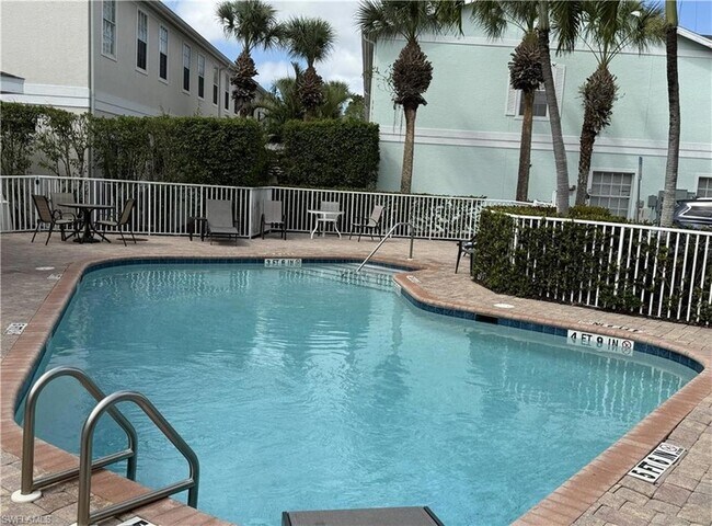 Building Photo - 3304 Lisa Ln