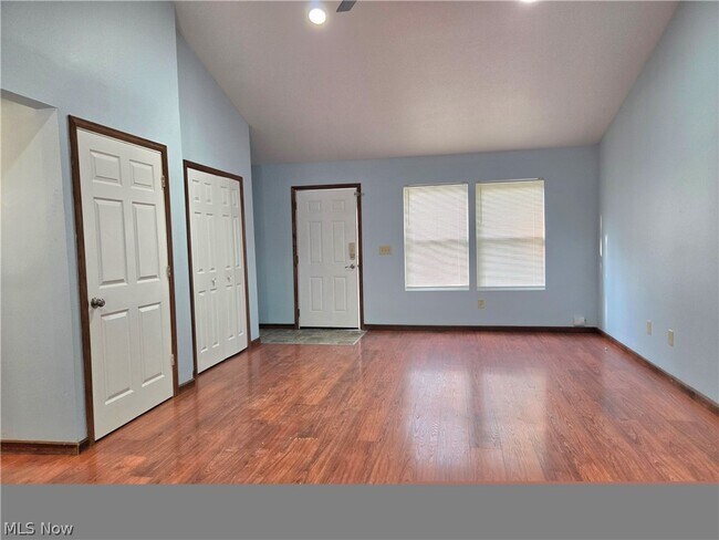 Building Photo - 2956 Hayne Rd