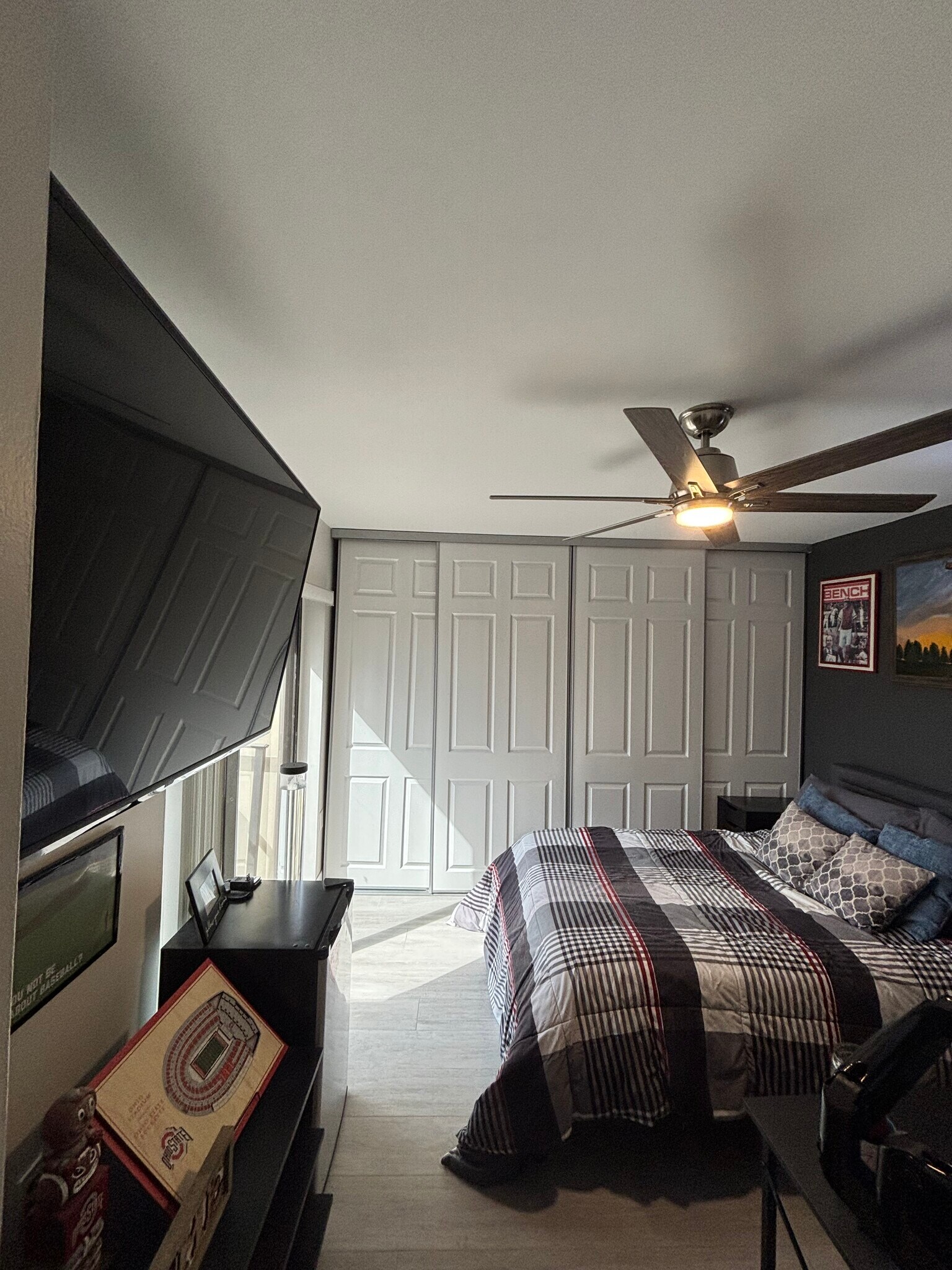 Building Photo - 1017 10th Way