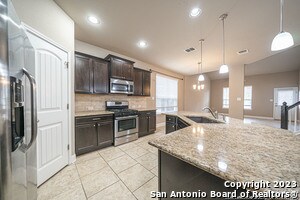 Building Photo - 12911 White Oak Mill