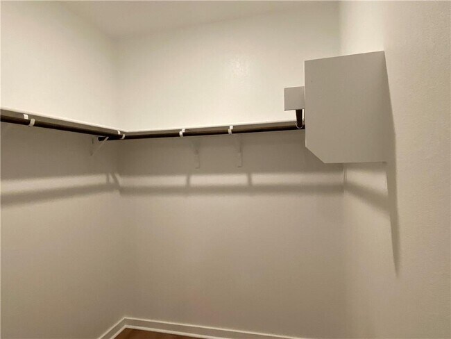 Building Photo - 305 Peace Pipe Way