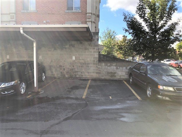 Building Photo - 598 N 100 W St