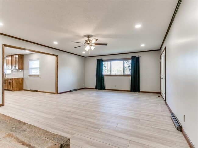 Building Photo - 2641 Osborne Dr