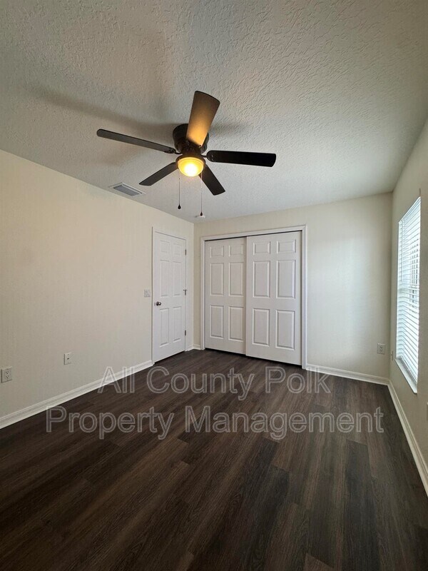 Building Photo - 2505 Brownwood Dr