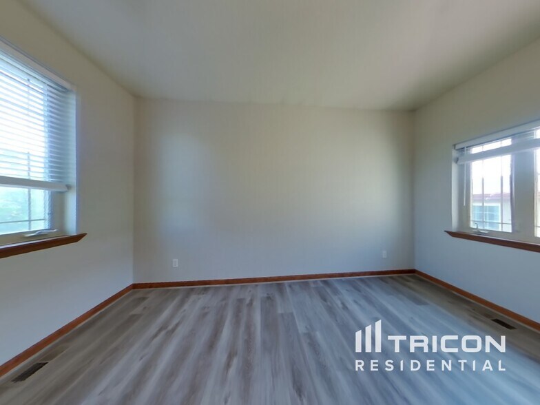 Building Photo - 318 Brophy Ct