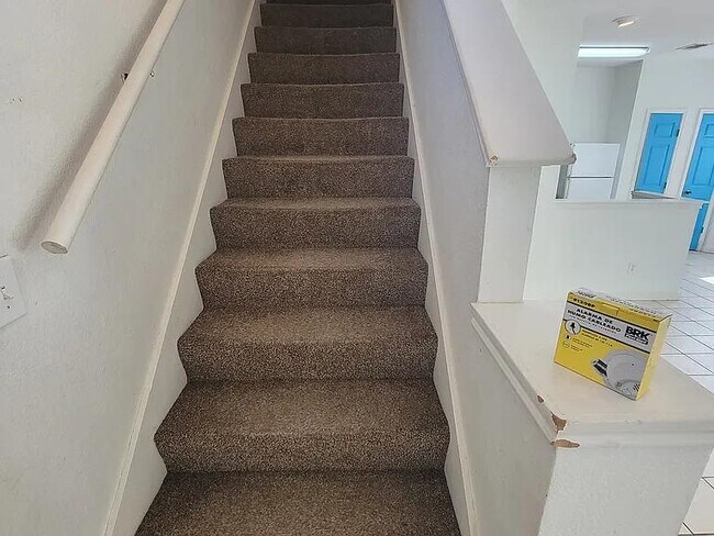 Building Photo - 812 Sagewood Trail