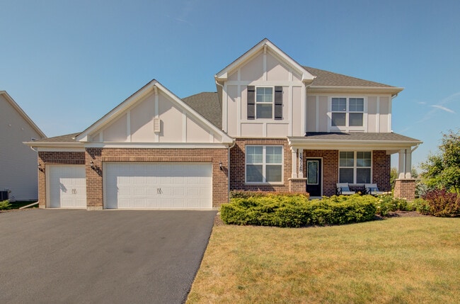 Primary Photo - 15728 Brookshore Dr