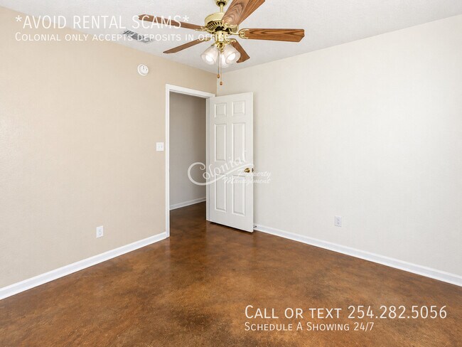Building Photo - 3709 Dustin Ct