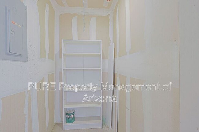 Building Photo - 9355 N 91st St