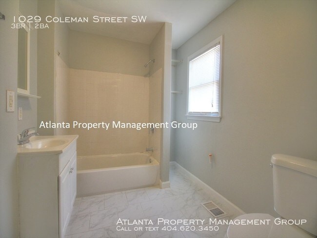 Building Photo - 1029 Coleman Street SW