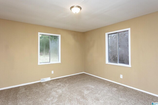 Building Photo - 1032 26th Ave N