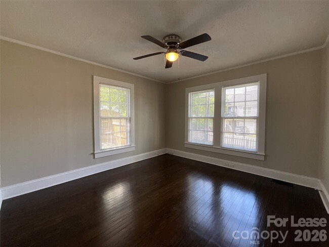 Building Photo - 94 Wilkinson Ct SE