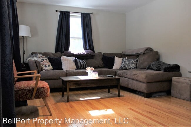 Building Photo - 3 br, 2 bath House - 2 Fox Run Road