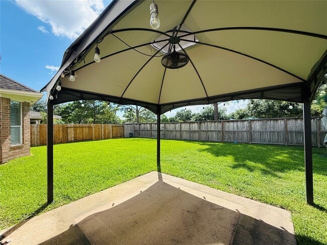Building Photo - 2110 Winding Springs Dr