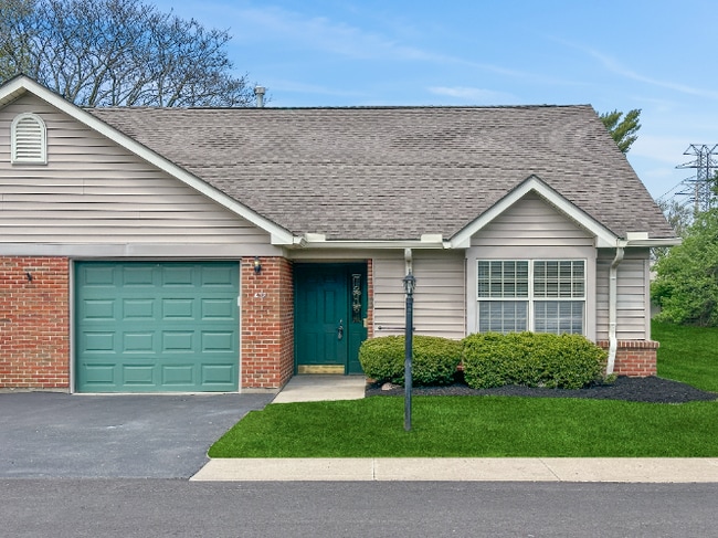 Building Photo - Beautiful 2 Beds 2 Baths Villa w/ Sunroom