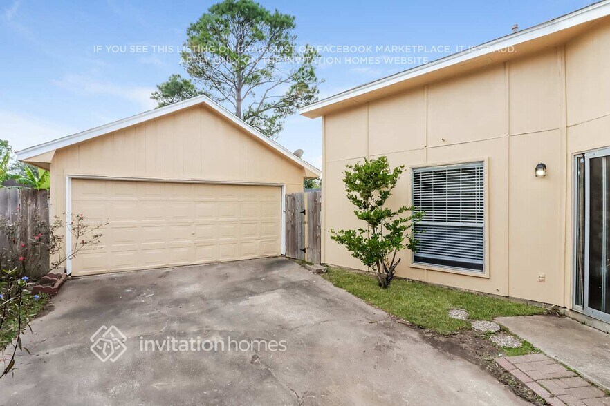 Building Photo - 11626 Sagecreek Dr
