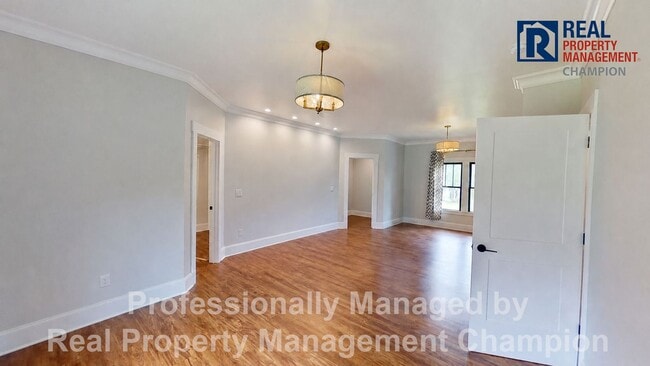 Building Photo - Stunning 4 BD/3 BA Fully Renovated Home on 6 Acres w/Pond