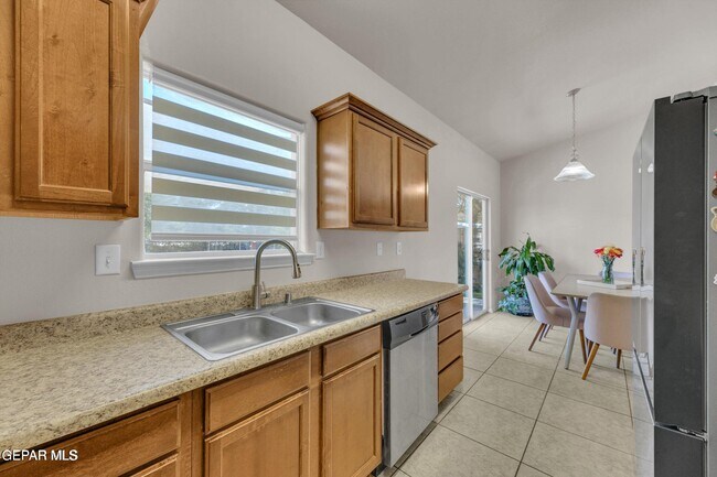 Building Photo - 14209 Trigger Rock Ln