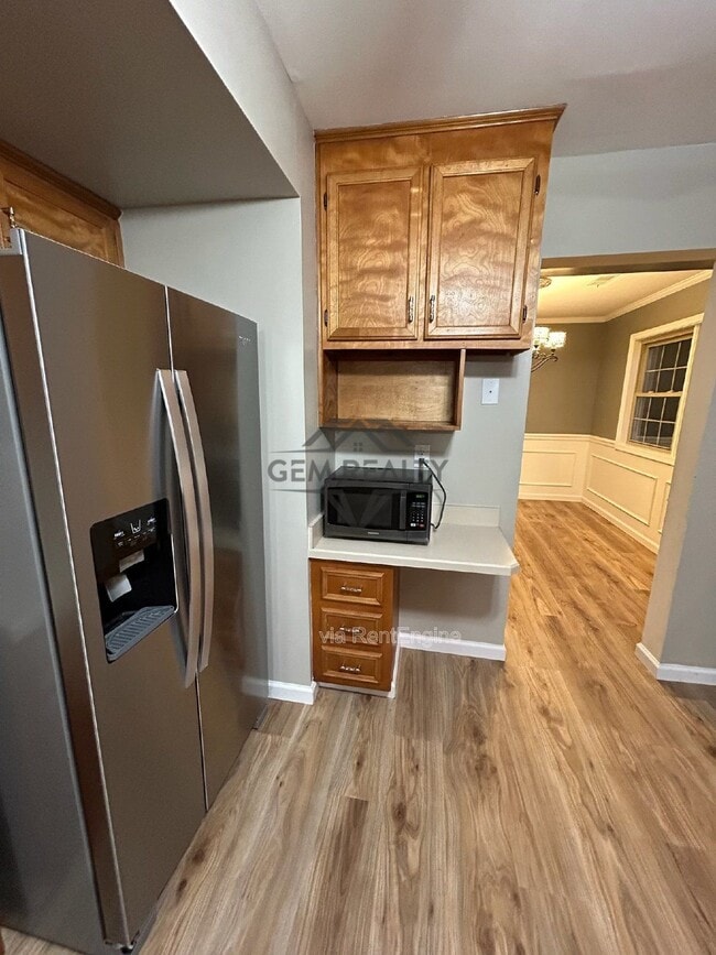 Building Photo - 100 Kendallwood Dr