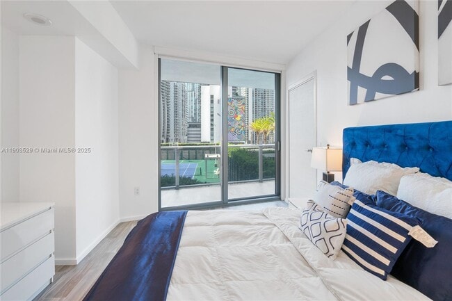 Building Photo - 801 S Miami Ave