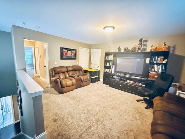 Building Photo - Black Creek Station – Just 8 Minutes from ...
