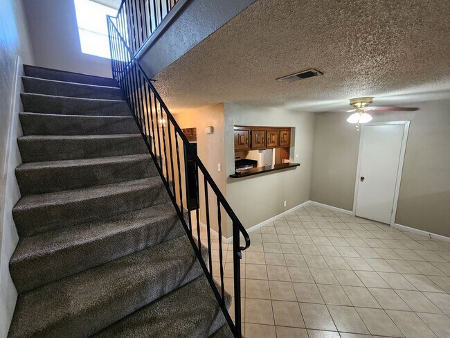 Building Photo - 7604 Bridges Ave