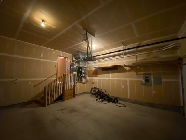 Building Photo - Large Dupont Home ~ Northwest Landing Comm...