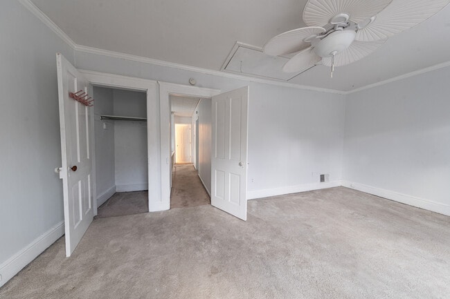 Building Photo - 849 S Franklin St