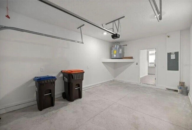 Building Photo - 3600 SE 37th Ct