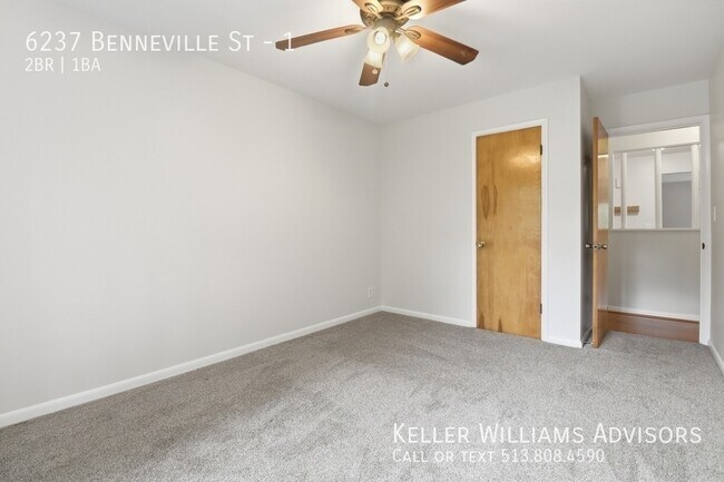 Building Photo - 6237 Benneville St