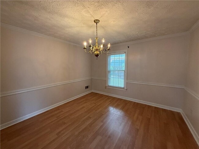Building Photo - 3209 Henderson Walk
