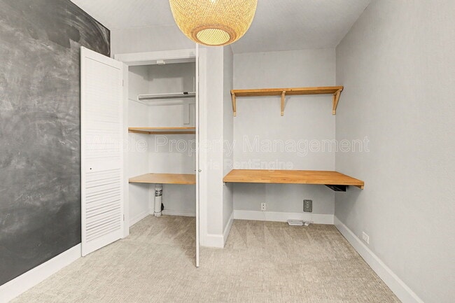 Building Photo - 2646 S Cherokee St