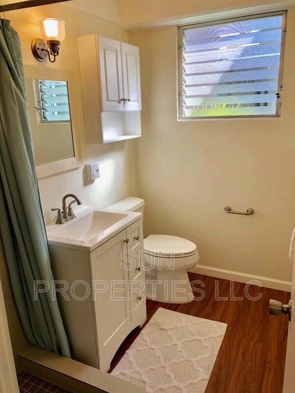 Building Photo - 410 Nahua St