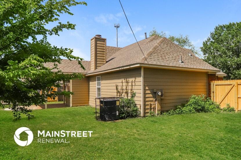 Building Photo - 4515 Kings Grant Dr