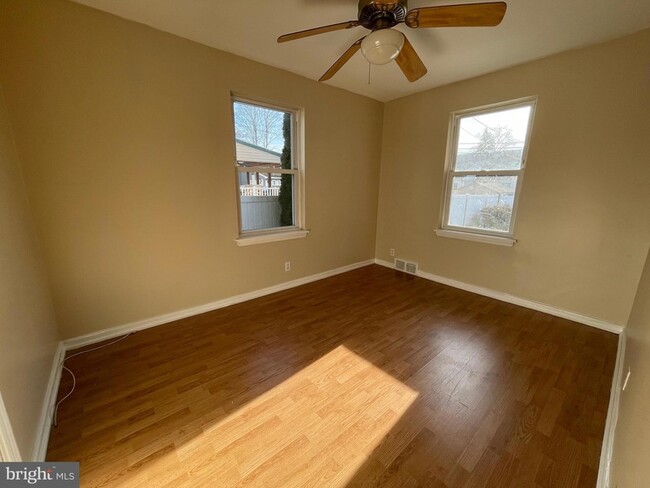 Building Photo - 3 Belmar Rd