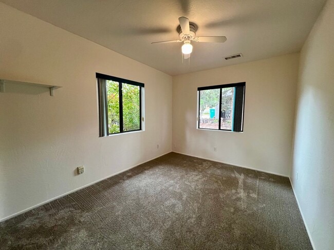 Building Photo - Unfurnished Long-term rental, Procure Only