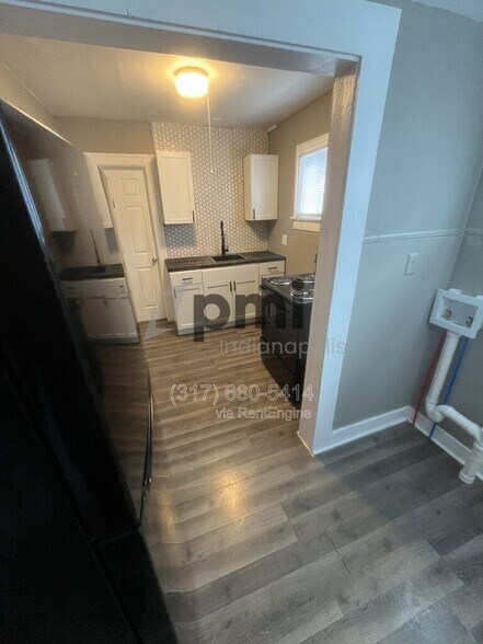 Building Photo - 3622 E New York St