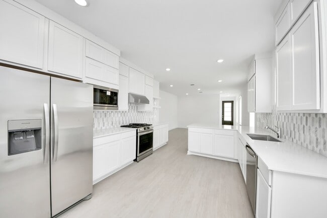 Building Photo - 1062 Blue Stone Dr