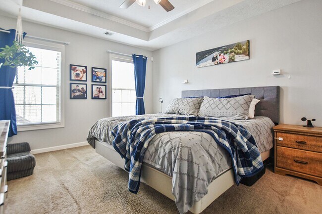 Building Photo - Dog Friendly Four Bedroom!