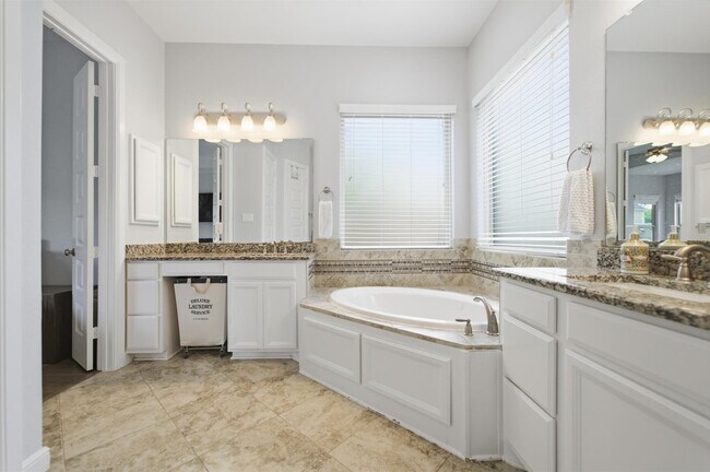 Building Photo - 23203 Morning Dove Bend Ln