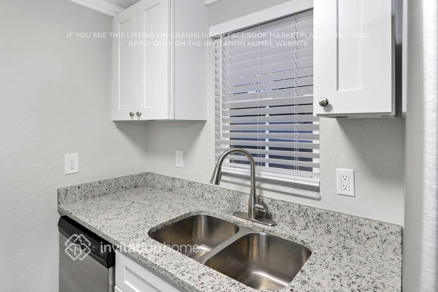 Building Photo - 431 Floridana Dr